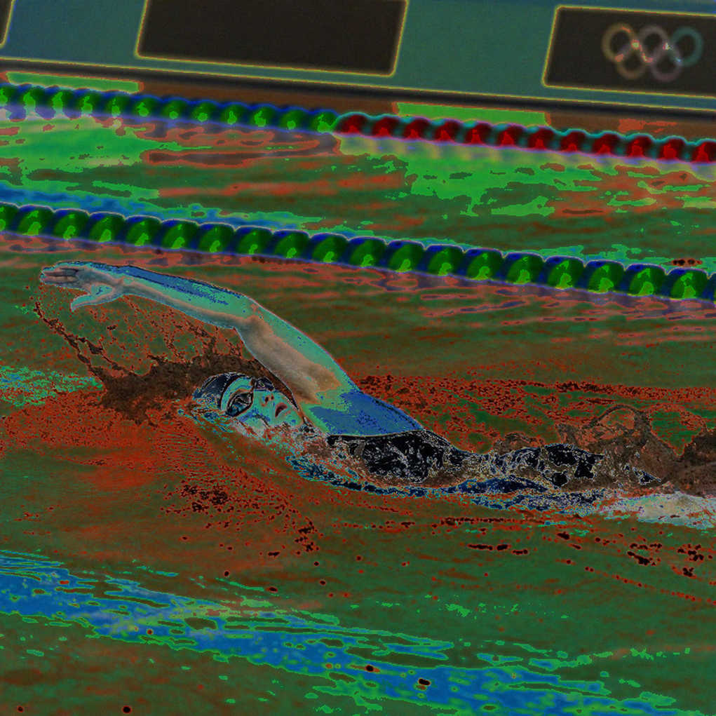 Yu Zidi, 13 tuổi, 4:28.56 ở 400 IM: Bốn đường bơi, khoảng cách 0,13 giây và vùng tối dữ liệu không ai đo