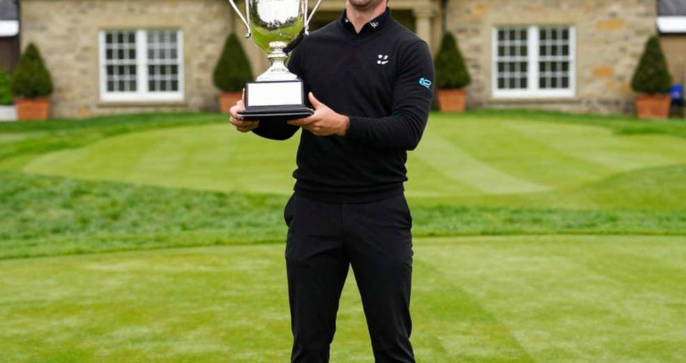 Scottie Scheffler và cú đảo chiều putting: 54 triệu đô la đến từ một cây gậy mới Scottie Scheffler và cú đảo chiều putting: 54 triệu đô la đến từ một cây gậy mới