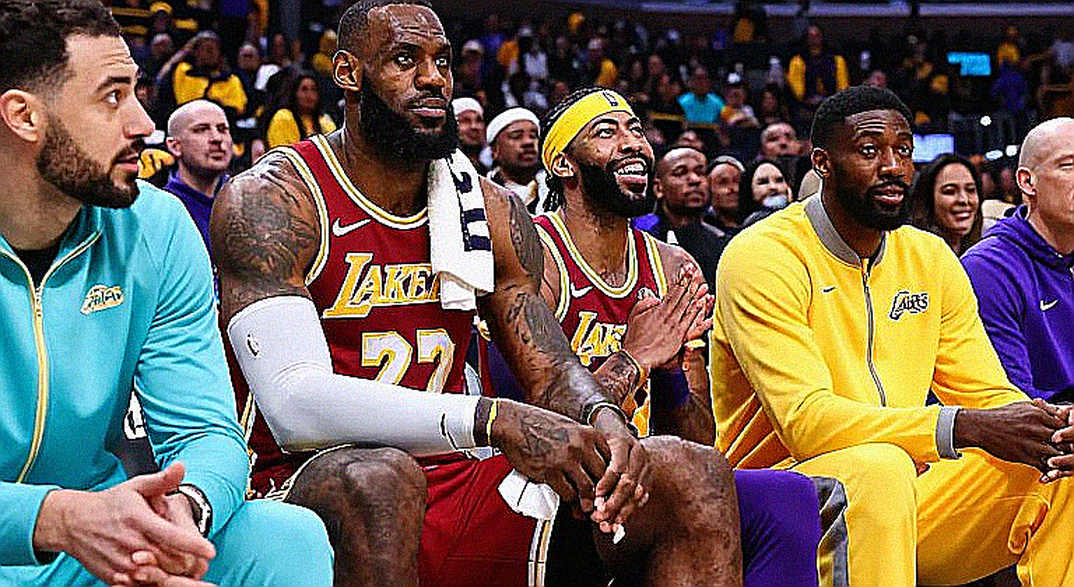 Trần lương thứ hai và cuộc thanh lọc chiến thuật: NBA bước vào kỷ nguyên của những đội hình tám người Trần lương thứ hai và cuộc thanh lọc chiến thuật: NBA bước vào kỷ nguyên của những đội hình tám người