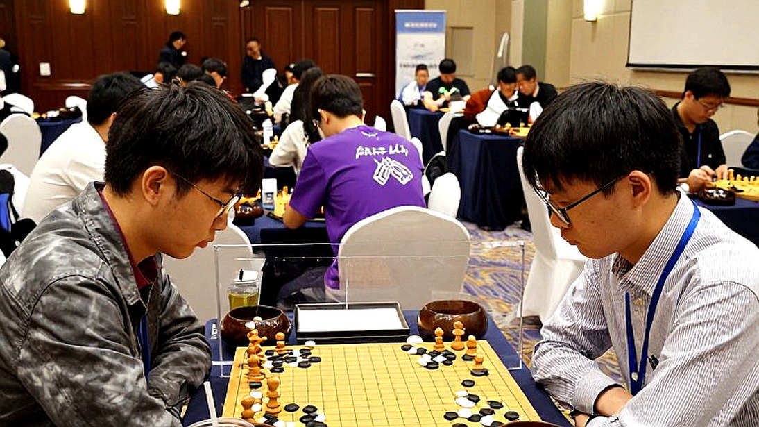 GCL 2026: Nepomniachtchi gây sốc cho Carlsen trước khi vượt qua Sindarov trên thời gian GCL 2026: Nepomniachtchi gây sốc cho Carlsen trước khi vượt qua Sindarov trên thời gian