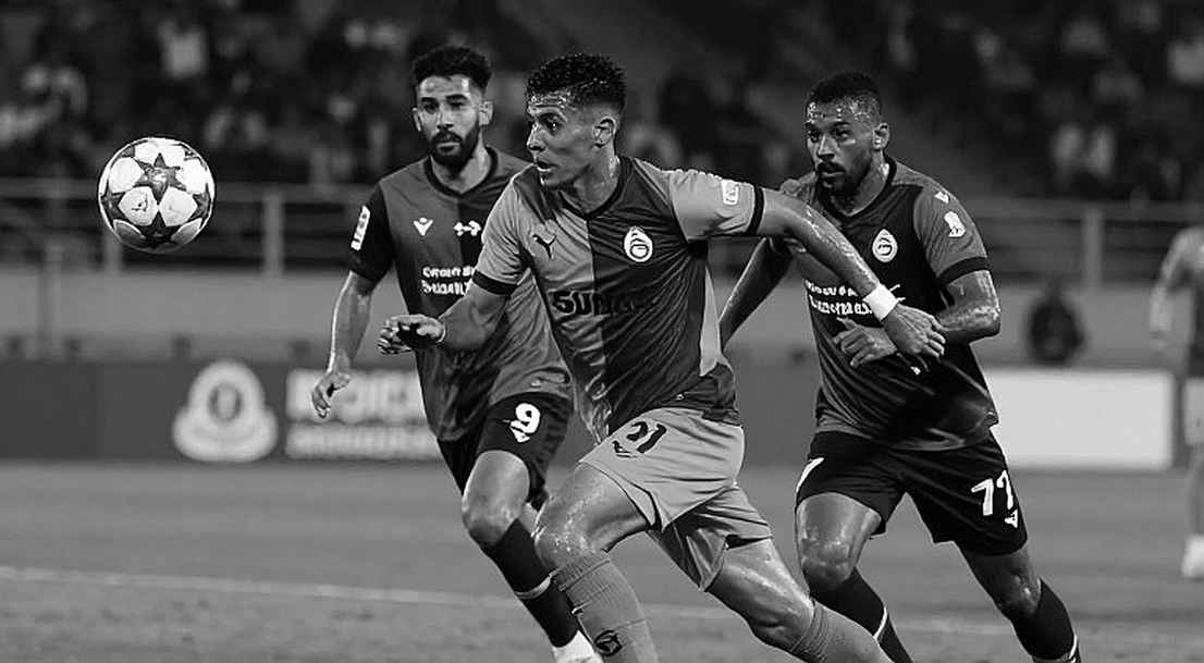 Khoảng trống dữ liệu ở V.League 1: Khi mùa giải được đọc bằng mắt thường Khoảng trống dữ liệu ở V.League 1: Khi mùa giải được đọc bằng mắt thường
