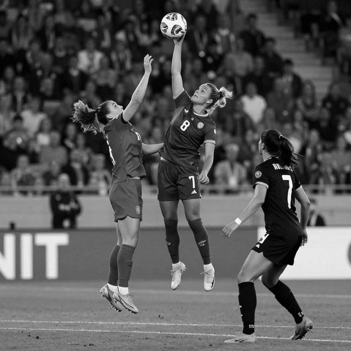 Klopp xác nhận: “Đối thủ của Maarten Paes” sẽ ngồi dự bị ở tuyển Đức